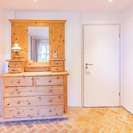 Broderswarft Vakantiehuis *